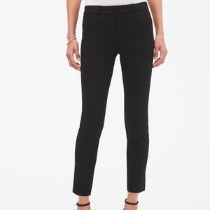 BANANA REPUBLIC FACTORY - SLOAN SLIM ANKLE PANT